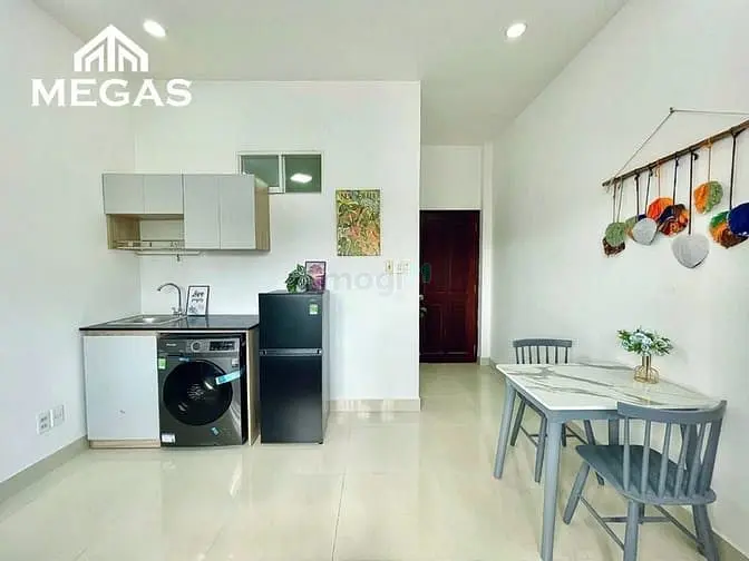 Căn Hộ Studio - Full Nội Thất - Cửa Sổ To - Ngay Công Viên Phần Mềm