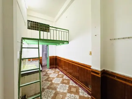 Phòng Gác Cao 2M, Lầu Trệt, Có Cửa Sổ Gần Vincom Phan Văn Trị