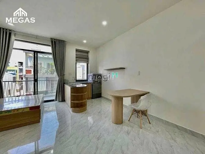 Studio - Full Nội Thất - Ban Công Giá Rẻ Ngay Công Viên Phần Mềm