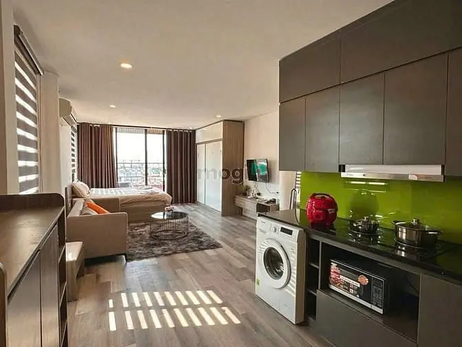 Căn Hộ Studio Full Nội Thất - Ban Công Mới Xây Ngay Công Viên Làng Hoa