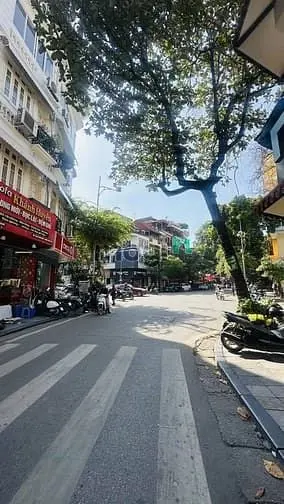 Bán Mặt Phố Hà Trung | 106M2 | 2 Tầng | Mt 4.3M | Giá Chỉ 90 Tỷ
