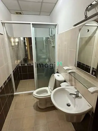 Cho Thuê Chung Cư An Dương Vương, P8, Q5: 73M2, 2P Ngủ, Nt Giá 9Tr