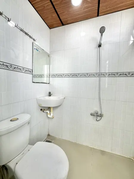 Phòng Nội Thất New 100% Đối Diện Etown Cộng Hòa