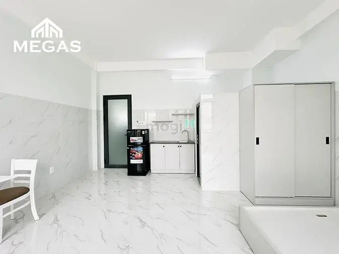 Studio - Ban Công - Full Nội Thất - Mới Xây Ngay Sau Đại Học Ntt