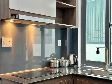 Cho Thuê Phòng Ngay Cầu Thủ Thiêm_Vinhome Golden River Q Bình Thạnh