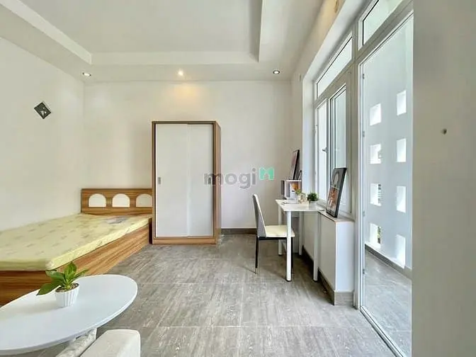Cho Thuê Phòng Full Nt Đường 3 Tháng 2,Q10. Dọn Vào Ngay. Giá 5.5Tr/Th