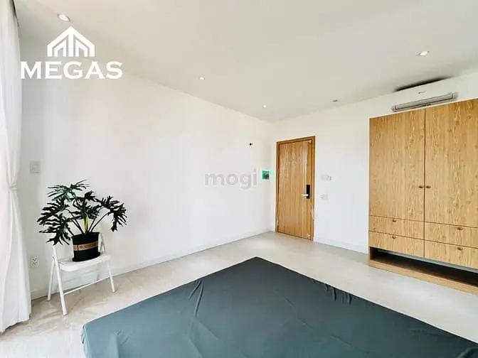 Căn Hộ Full Nội Thất - Ban Công - Mới Xây 100% Ngay Công Viên Làng Hoa