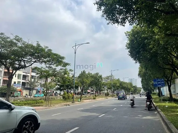 Bán Nhà Mt Trần Văn Giàu- Bình Tân, 1 Trệt 2 Lầu, 4.5X18