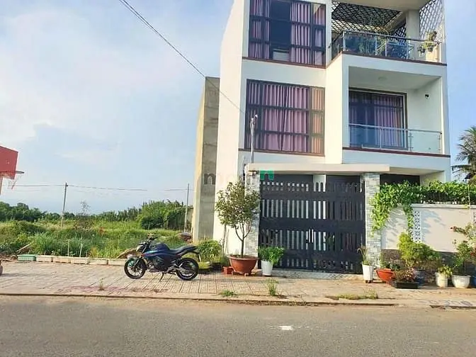 Bán Đất Hẻm 32 Võ Văn Hát , Long Trường ,Q9 - Dt : 80,2M2 ( Ngang 5,37