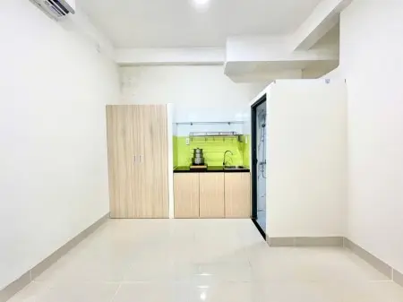 Phòng An Ninh, Thang Máy Ngay Ntd Phú Thọ