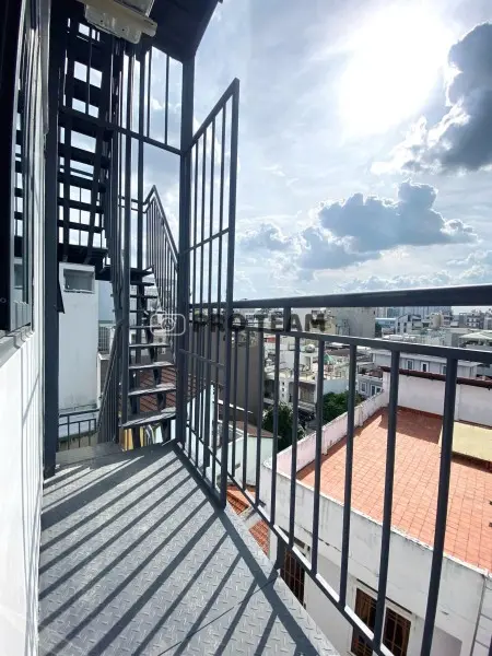 Phòng Studio Full Nội Thất Có Bancol Thoáng Gần Ngã Tư Hàng Xanh Tại Xô Viết Nghệ Tĩnh Bình Thạnh