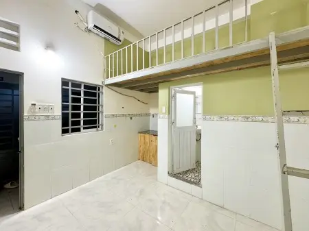 Phòng Trọ Giá Rẻ. Sẳn Máy Lạnh, Thang Máy. Ngay Đại Học Công Thương, Aeon Tân Phú