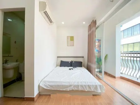 Studio Ban Công Siêu Thoáng – Full Nội Thất, Gần Etown, Đh Ufm, Đh Iuh, Học Viện Hàng Không, Sân Bay