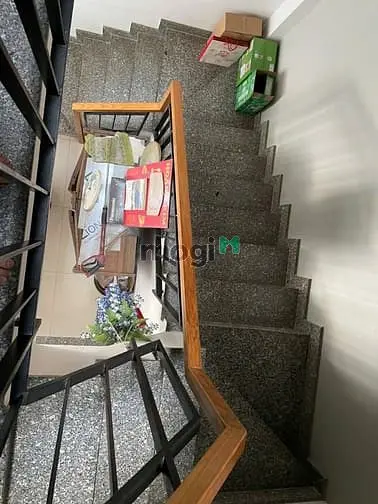 Cho Thuê Nhà 4 Tầng, 5 Phòng Ngủ, Hẻm Lê Văn Thịnh, Q.2 Chỉ 20Tr/Tháng