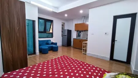 Phòng 28M2 - 2 Cửa Sổ 1 Ban Công - Đường Lê Văn Lương, Q Thanh Xuan