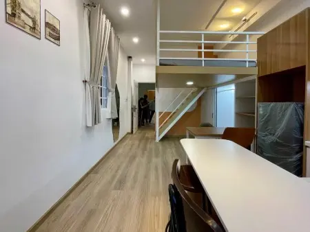 Siêu Phầm Ban Công Full Nội Thất Cao Cấp 30M2