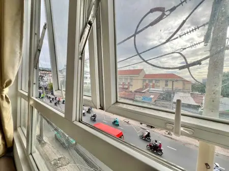 Gần Hàng Xanh , Hutech, Hiu, Ftu,Gtvt, Văn Lang, Ưu Tiên Sinh, Chủ Vip Cho Thuê Rẻ