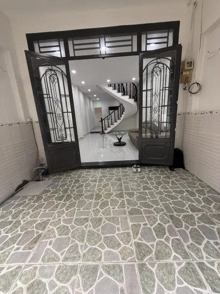 Nhà Cho Thuê Nguyên Căn (100M2) Quận 12 Hiệp Thành 43 (Gần Hiệp Thành City) 2Pn 9Tr/Tháng