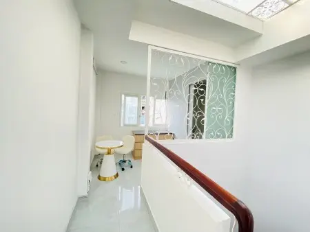 5Tr5 Gồm 1Pn , 1Phòng Bếp, 2Ban Công, Gần Lotte, Full Nội Thất Cao Cấp