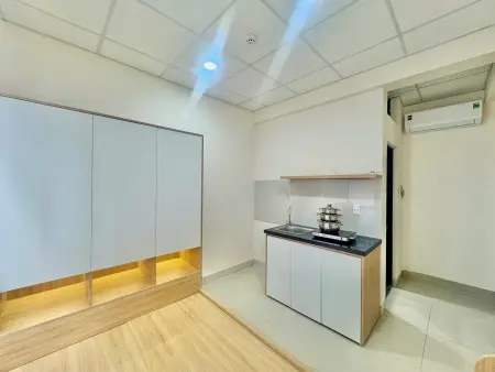 Phòng Full Nội Thất Mới Ngay Trương Định