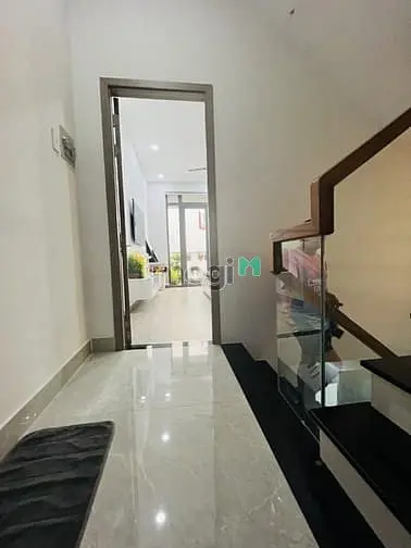 Q1- Siêu Phẩm Nguyễn Văn Cừ- Full Nội Thất - Vài Bước Ra Mặt Tiền