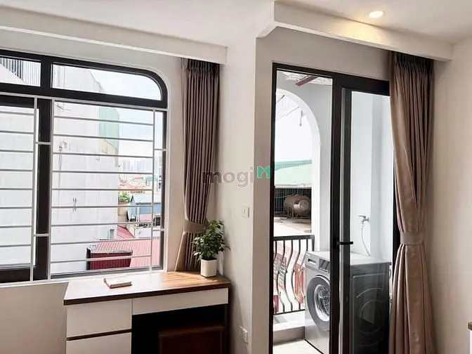 Cho Thuê Căn 1 Phòng Ngủ Cao Cấp Ban Công Ngay Sân Bay Tân Sơn Nhất