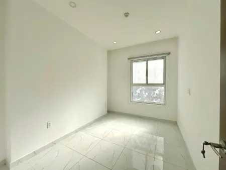 Cho Thuê C/C Phú Thạnh, Đường Nguyễn Sơn Căn 2P Ngủ Giá 9,5Tr