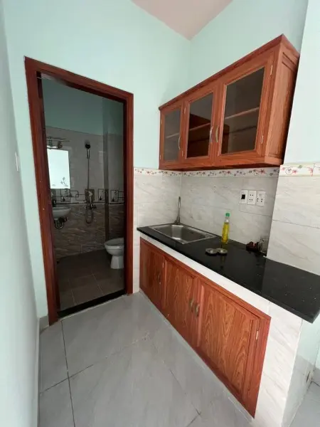 Cho Thuê Phòng 40M2 Ngay Ngã Tư Thủ Đức - Full Nội Thất Ban Công Siêu Thoáng Mát - An Ninh Tuyệt Đối