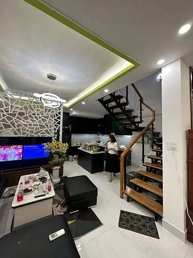 Cho Thuê Nhà Mới 300/ Kinh Dương Vương, 16 Triệu