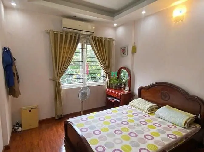 Bán Mặt Phố Nguyễn Trãi| 30M2 X 5 Tầng | Mt 3.5M | Giá 18 Tỷ