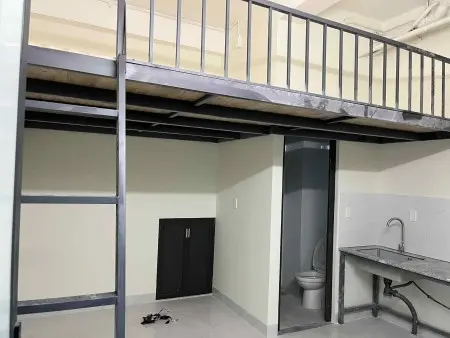 Phòng Mới, Có Gác, Cách Đh Ntt 300M