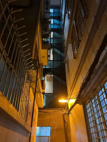 Cho Thuê Căn Hộ Gia Đình Ở, Đầu Tư Mới 100%, Cách Mặt Phố Hoàng Cầu 50M, Dt 60M2