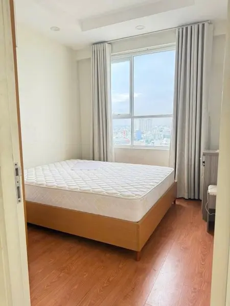 Chung Cư Tô Hiến Thành, Quận 10: 97M2, 3P Ngủ, Căn Góc, 15Triệu