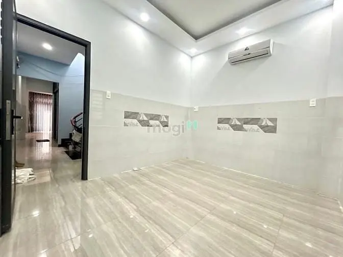 Nhà Mặt Tiền Quận Tân Bình Nguyễn Bá Tòng, 70M2, 4 Tầng, Nhỉnh 10 Tỷ