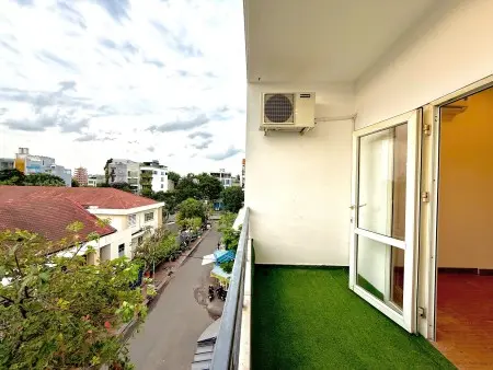 Cho Thuê Phòng Trọ Full Nội Thất Ban Công 30M2 Cạnh Đại Học Văn Lang ( Đặng Thuỳ Trâm )