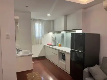 Cho Thuê Căn Hộ 2Pn Quận 1 Ngay Công Viên 23/9 Rộng 80M2