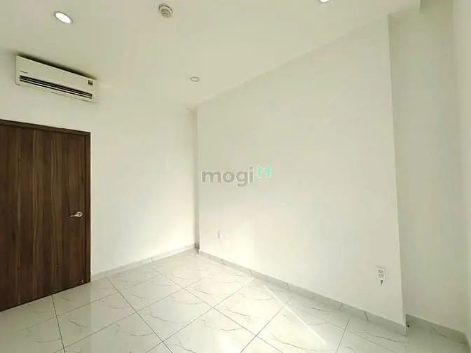 Cho Thuê C/C Phú Thạnh, Đường Nguyễn Sơn Căn 2P Ngủ Giá 9,5Tr