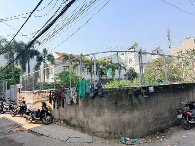 Chính Chủ Gửi Bán Lô Đất Góc 2 Mặt Tiền Trần Văn Sắc, P.thảo Điền