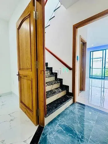 Bán Nhà 50M2 * 4 Tầng , Hxh Đường 8M , Lã Xuân Oai , Long Trường ,