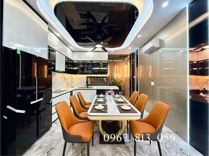 Nhà Mới 1 Sẹc Ngắn Hà Huy Giáp, Dt:4X18M, Trệt, 3 Lầu, 4Pn, Sân Thuọng