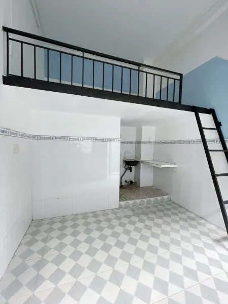 Phòng Ban Công Mới Ngay Chợ Bình Hoà Gần Vsip 1