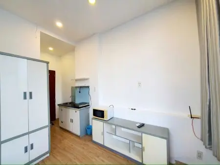 Cho Thuê Căn Hộ Dịch Vụ, Full Nội Thất, Gần Cmt8, Quận 3