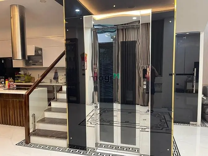 Cho Thuê Gấp Nhà Liền Kề 90 Nguyễn Tuân, Quận Thanh Xuân, Dt 75M,5T,Mt