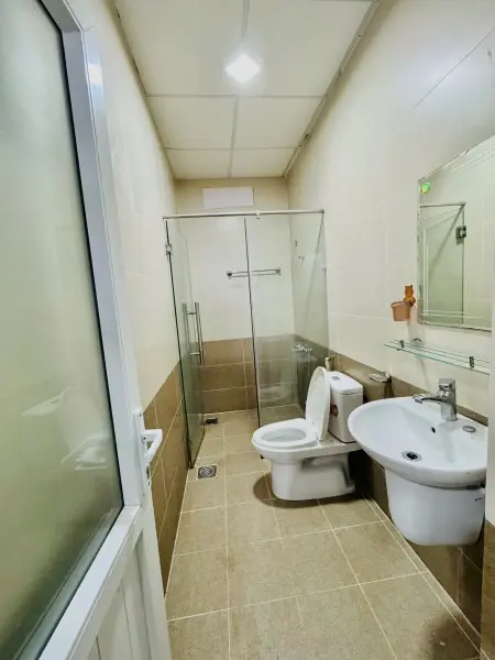 Ktx Nam Ngay Lê Văn Việt - Cách Gtvt 100M - Spkt - Fpt, Ptit, Hutech