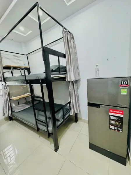 Ktx Nam Ngay Lê Văn Việt - Cách Gtvt 100M - Spkt - Fpt, Ptit, Hutech