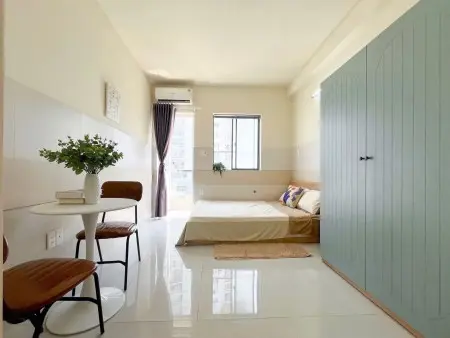 Cho Thuê Phòng Mới, Ban Công, Tách Bếp Gần Ngay Ngã Tư Hàng Xanh, 5P Qua Hutech, Gtvt