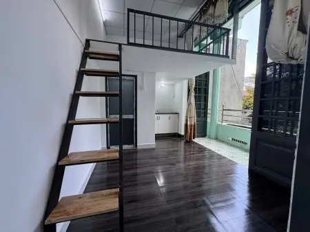 Phòng Ban Công Mới Xây – Ngay Hẻm 312 Quang Trung