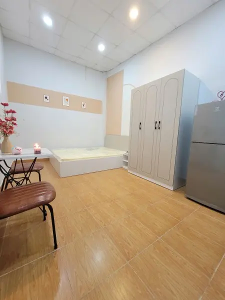 Cho Thuê Phòng Trọ Bếp Tách Riêng Phòng Ngủ Cửa Sổ Đ.thành Thái Gần Đh Bách Khoa