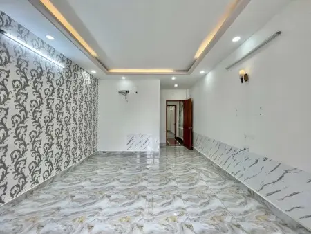 Ưu Đãi 200K Phòng Mới Ban Công Máy Lạnh, Rộng Rãi - Ngay Hương Lộ 2. Còn 1 Phòng Duy Nhất