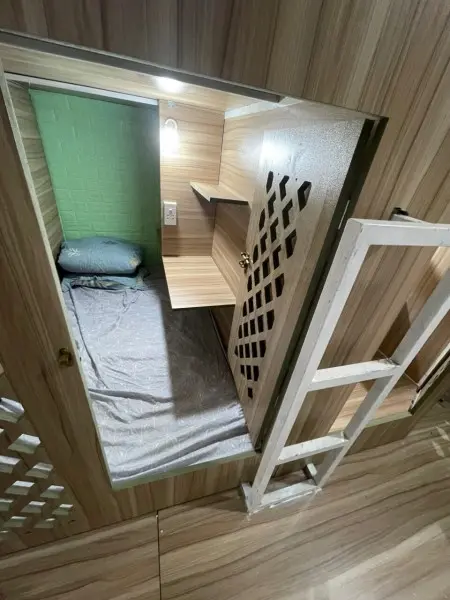 Sleep Box Đầy Đủ Tiện Nghi Có Cửa Khóa Giá Rẻ Ngay Trung Tâm Quận 1